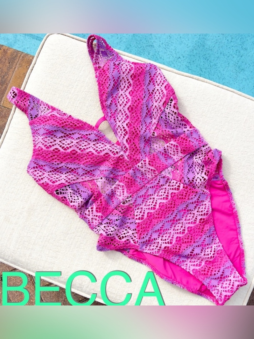BECCA by Rebecca Virtue Color Play Plunge Multicolor Size M